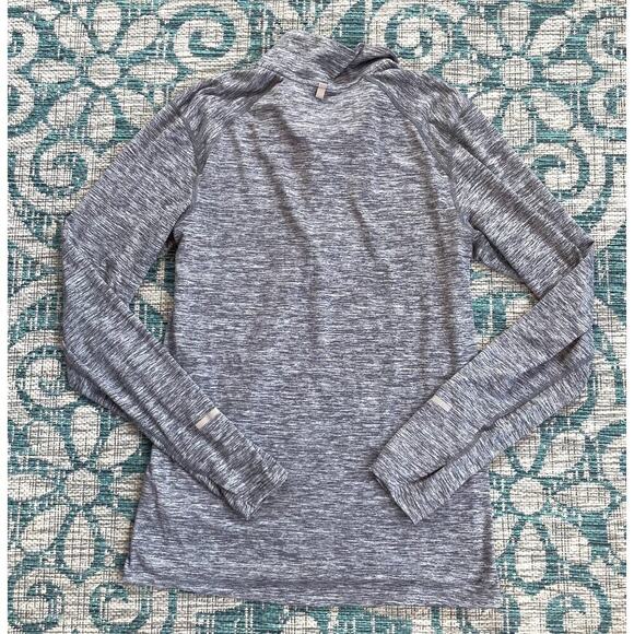 Nike Dri-FIT Black Cropped Workout Top - Women's Size S - Picture 3 of 11